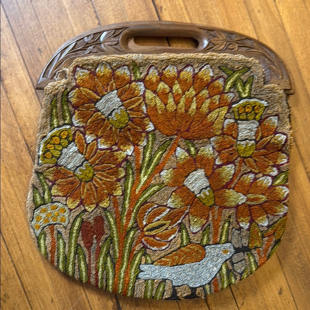 Vintage Floral Tapestry Handbag with Wooden Handle